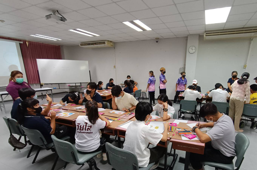 หลักสูตรศิลปศาสตรบัณฑิต สาขาวิชาหูหนวกศึกษา (วิชาเอกออกแบบเชิงพาณิชย์) วิทยาลัยราชสุดา มหาวิทยาลัยมหิดล จัดการอบรม กิจกรรมการออกแบบเบื้องต้น