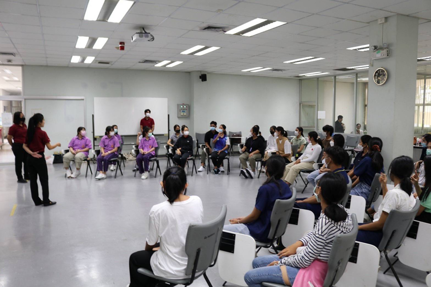 อบรม กิจกรรมอบรมภาษามือไทยเบื้องต้น สำหรับนักเรียนมัธยมศึกษาตอนปลาย