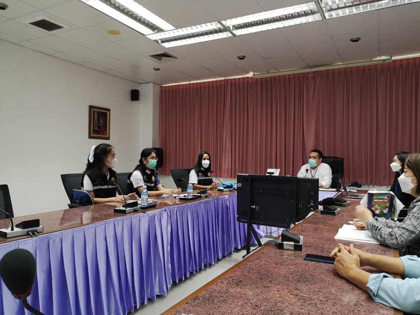 ผู้แทนจากสำนักงานจัดหางานจังหวัดนครปฐม เข้าประชุมหารือเพื่อแลกเปลี่ยนความรู้ด้านการจัดหางานสำหรับคนพิการ ร่วมกับ รองศาสตราจารย์ ดร.อาดัม นีละไพจิตร