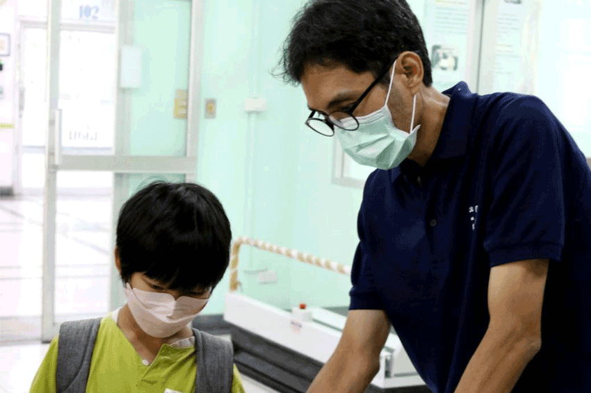 คณะนักเรียนในระดับชั้นประถมศึกษาปีที่ 1 – 6 ครู และผู้ปกครอง จากศูนย์การเรียนปฐมธรรม จังหวัดกรุงเทพมหานคร เข้าเยี่ยมชมและศึกษาดูงาน