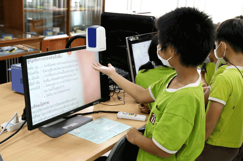 คณะนักเรียนในระดับชั้นประถมศึกษาปีที่ 1 – 6 ครู และผู้ปกครอง จากศูนย์การเรียนปฐมธรรม จังหวัดกรุงเทพมหานคร เข้าเยี่ยมชมและศึกษาดูงาน