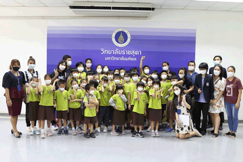 คณะนักเรียนในระดับชั้นประถมศึกษาปีที่ 1 – 6 ครู และผู้ปกครอง จากศูนย์การเรียนปฐมธรรม จังหวัดกรุงเทพมหานคร เข้าเยี่ยมชมและศึกษาดูงาน