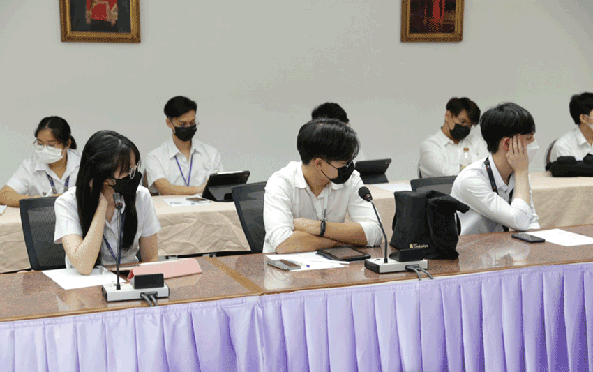 นักศึกษาแพทย์ชั้นปีที่ 4 จากภาควิชาจักษุวิทยา คณะแพทยศาสตร์โรงพยาบาลรามาธิบดี มหาวิทยาลัยมหิดล เข้าศึกษาดูงานงานบริการวิชาการด้านคนพิการทางการเห็น