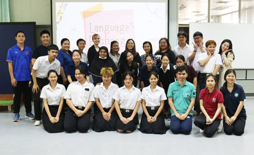ภาพ จัดกิจกรรมแลกเปลี่ยนสองภาษา สองวัฒนธรรม ภายใต้โครงการพัฒนาศักยภาพนักศึกษา ประจำปี พ.ศ. 2566