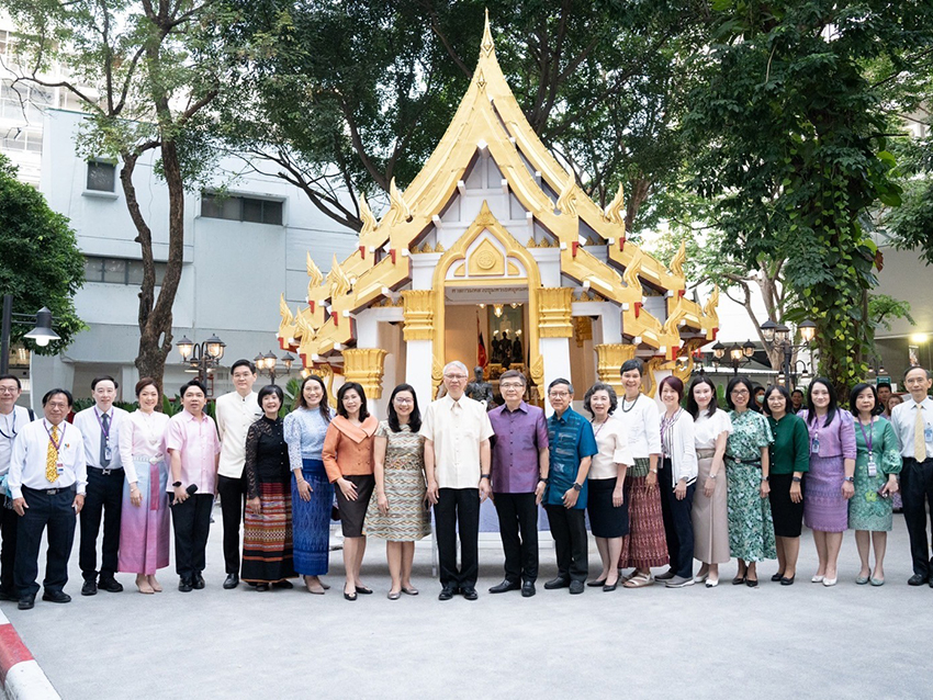 พิธีทำบุญตักบาตรเนื่องในโอกาสส่งท้ายปีเก่าต้อนรับปีใหม่ 2567 พิธีทำบุญตักบาตรเนื่องในโอกาสส่งท้ายปีเก่าต้อนรับปีใหม่ 2567