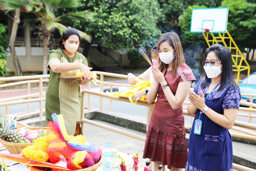 วิทยาลัยราชสุดา มหาวิทยาลัยมหิดล จัดพิธีทำบุญเนื่องในวันขึ้นปีใหม่ 2566