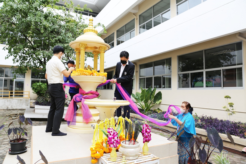 วิทยาลัยราชสุดา มหาวิทยาลัยมหิดล จัดพิธีทำบุญเนื่องในวันขึ้นปีใหม่ 2566