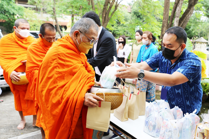 วิทยาลัยราชสุดา มหาวิทยาลัยมหิดล จัดพิธีทำบุญเนื่องในวันขึ้นปีใหม่ 2566