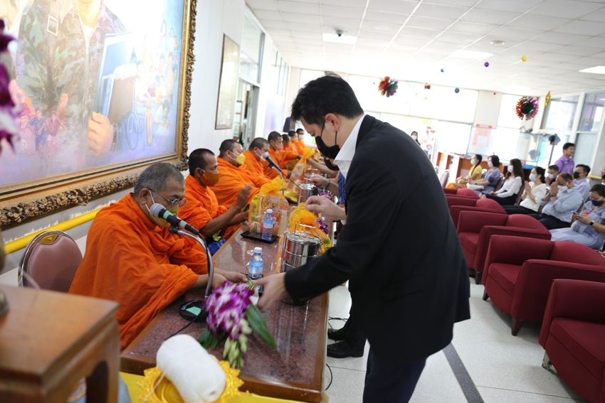 วิทยาลัยราชสุดา มหาวิทยาลัยมหิดล จัดพิธีทำบุญเนื่องในวันขึ้นปีใหม่ 2566