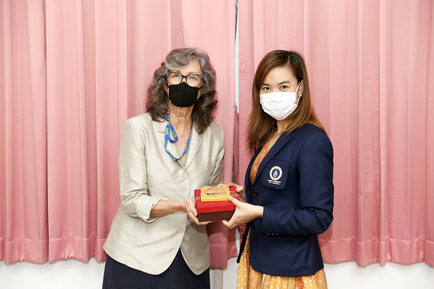 คณะอาจารย์และนักศึกษาจาก University of Delaware ประเทศสหรัฐอเมริกา และคณาจารย์จากมหาวิทยาลัยบูรพา เยี่ยมชมวิทยาลัยราชสุดาและแลกเปลี่ยนเรียนรู้ด้านการศึกษาของคนพิการ