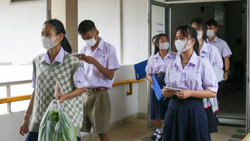 ต้อนรับคณะครู และนักเรียนจาก โรงเรียนโสตศึกษาจังหวัดสุรินทร์ เข้าศึกษาดูงาน ณ วิทยาลัยราชสุดาฯ