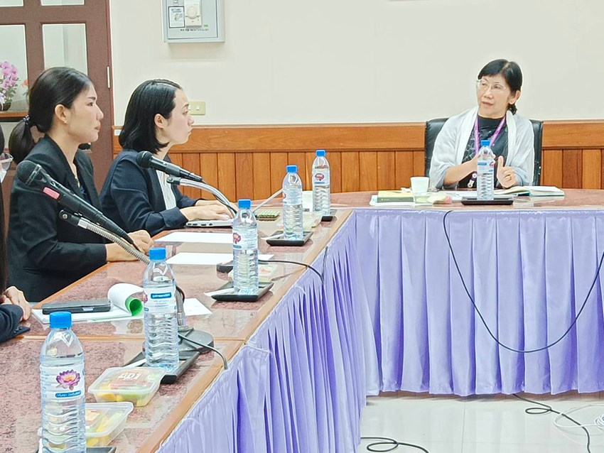 ต้อนรับ Ms. Ikumi Kawamata เจ้าหน้าที่ดูแลทุนสำหรับผู้พิการการได้ยินจาก Nippon Foundation ต้อนรับ Ms. Ikumi Kawamata เจ้าหน้าที่ดูแลทุนสำหรับผู้พิการการได้ยินจาก Nippon Foundation
