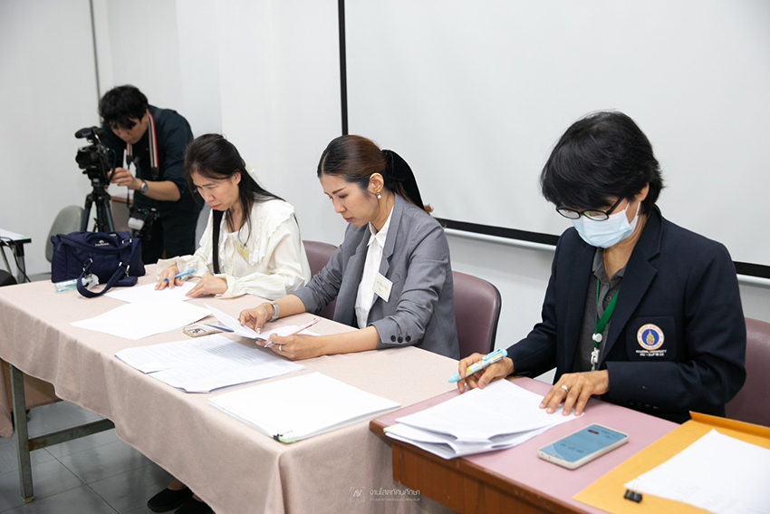 โครงการประกวดการอ่านและเขียนอักษรเบรลล์แห่งชาติ ครั้งที่ 28 ชิงโล่พระราชทานสมเด็จพระกนิษฐาธิราชเจ้า กรมสมเด็จพระเทพรัตนราชสุดาฯ สยามบรมราชกุมารี โครงการประกวดการอ่านและเขียนอักษรเบรลล์แห่งชาติ ครั้งที่ 28 ชิงโล่พระราชทานสมเด็จพระกนิษฐาธิราชเจ้า กรมสมเด็จพระเทพรัตนราชสุดาฯ สยามบรมราชกุมารี