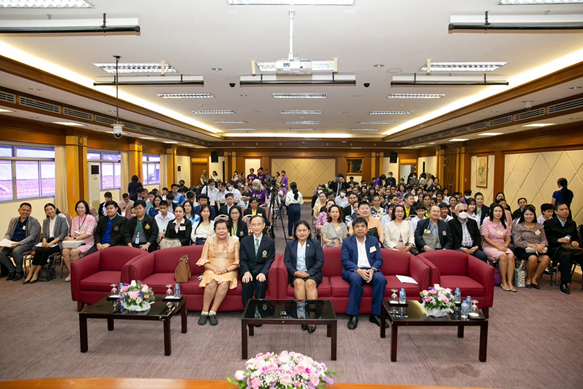 โครงการประกวดการอ่านและเขียนอักษรเบรลล์แห่งชาติ ครั้งที่ 28 ชิงโล่พระราชทานสมเด็จพระกนิษฐาธิราชเจ้า กรมสมเด็จพระเทพรัตนราชสุดาฯ สยามบรมราชกุมารี โครงการประกวดการอ่านและเขียนอักษรเบรลล์แห่งชาติ ครั้งที่ 28 ชิงโล่พระราชทานสมเด็จพระกนิษฐาธิราชเจ้า กรมสมเด็จพระเทพรัตนราชสุดาฯ สยามบรมราชกุมารี