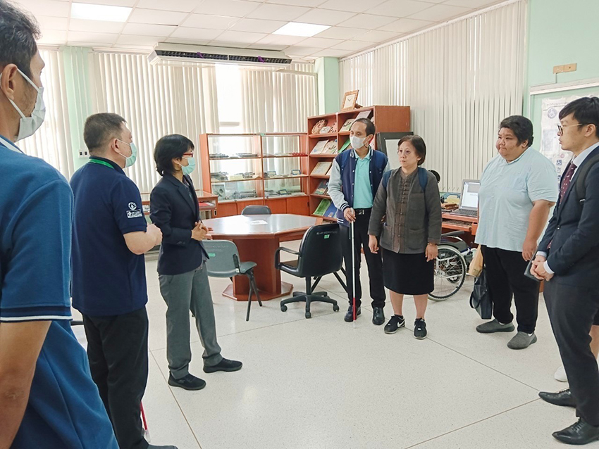 สถาบันวิจัยพฤติกรรมศาสตร์ มหาวิทยาลัยศรีนครินทรวิโรฒ เยี่ยมชมและศึกษาดูงานบริการวิชาการด้านคนพิการทางการเห็น และหน่วยเทคโนโลยีสิ่งอำนวยความสะดวกสำหรับคนพิการ สถาบันวิจัยพฤติกรรมศาสตร์ มหาวิทยาลัยศรีนครินทรวิโรฒ เยี่ยมชมและศึกษาดูงานบริการวิชาการด้านคนพิการทางการเห็น และหน่วยเทคโนโลยีสิ่งอำนวยความสะดวกสำหรับคนพิการ