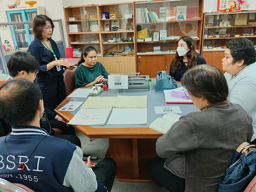 สถาบันวิจัยพฤติกรรมศาสตร์ มหาวิทยาลัยศรีนครินทรวิโรฒ เยี่ยมชมและศึกษาดูงานบริการวิชาการด้านคนพิการทางการเห็น และหน่วยเทคโนโลยีสิ่งอำนวยความสะดวกสำหรับคนพิการ สถาบันวิจัยพฤติกรรมศาสตร์ มหาวิทยาลัยศรีนครินทรวิโรฒ เยี่ยมชมและศึกษาดูงานบริการวิชาการด้านคนพิการทางการเห็น และหน่วยเทคโนโลยีสิ่งอำนวยความสะดวกสำหรับคนพิการ