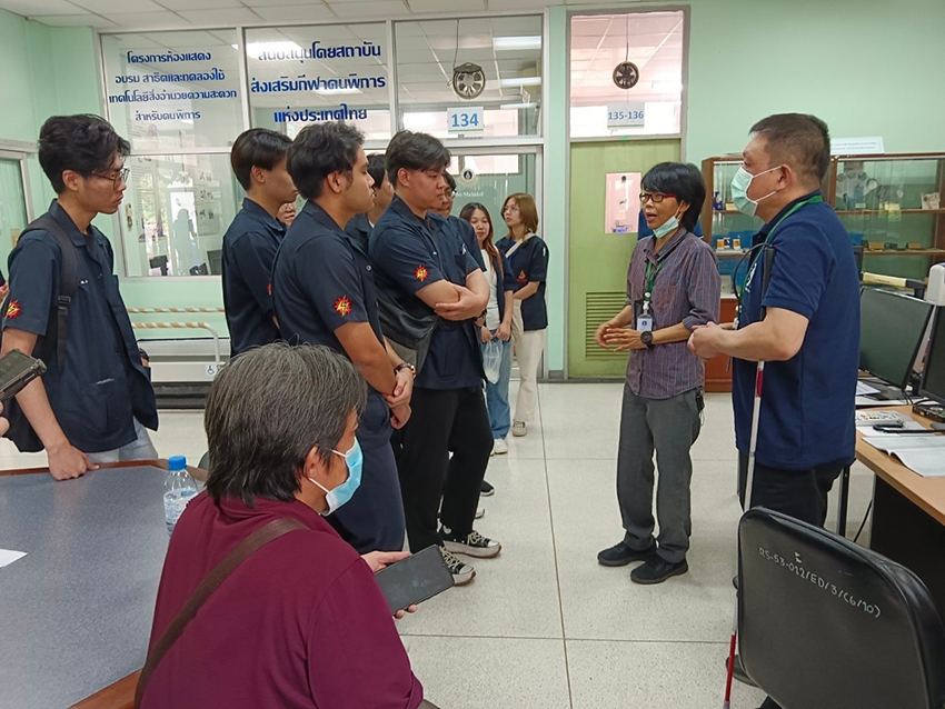 คณะวิศวกรรมศาสตร์ มหาวิทยาลัยมหิดล ในการเข้าเยี่ยมชมและศึกษาดูงานบริการวิชาการด้านคนพิการทางการเห็น และหน่วยเทคโนโลยีสิ่งอำนวยความสะดวกสำหรับคนพิการแล คณะวิศวกรรมศาสตร์ มหาวิทยาลัยมหิดล ในการเข้าเยี่ยมชมและศึกษาดูงานบริการวิชาการด้านคนพิการทางการเห็น และหน่วยเทคโนโลยีสิ่งอำนวยความสะดวกสำหรับคนพิการแล