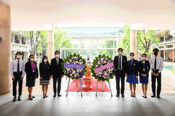 พิธีวางพวงมาลา เนื่องในวันมหิดล ประจำปี 2565 ณ อาคารศูนย์การเรียนรู้ มหาวิทยาลัยมหิดล ศาลายา