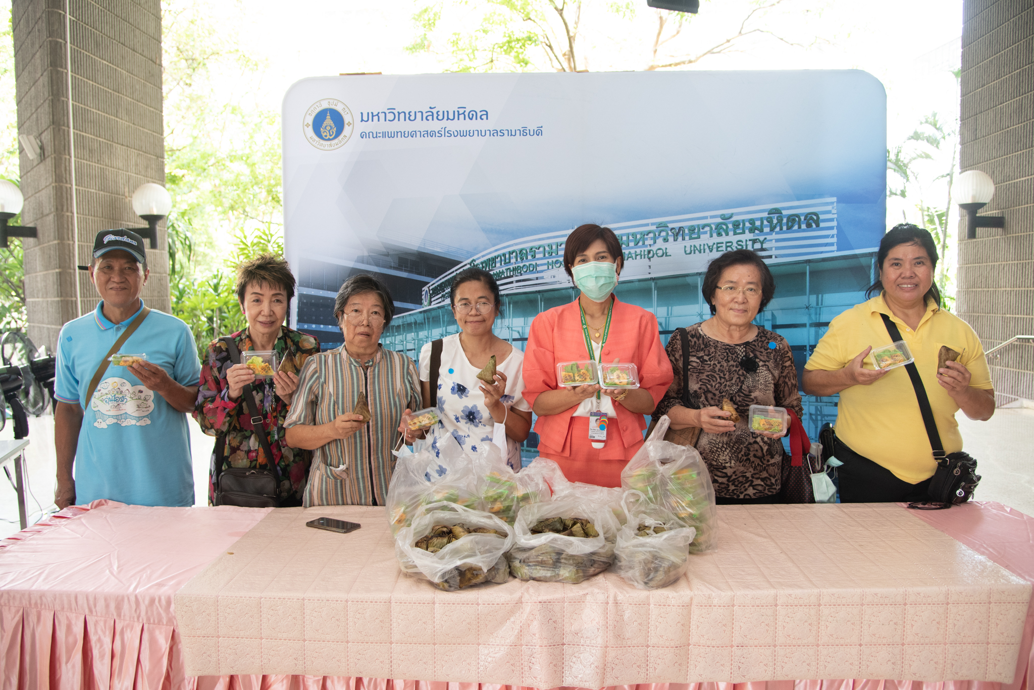 ผู้มอบพลังน้ำใจ ต้านวิกฤต COVID-19 (ชุดที่ 22) 17 เม.ย. 63