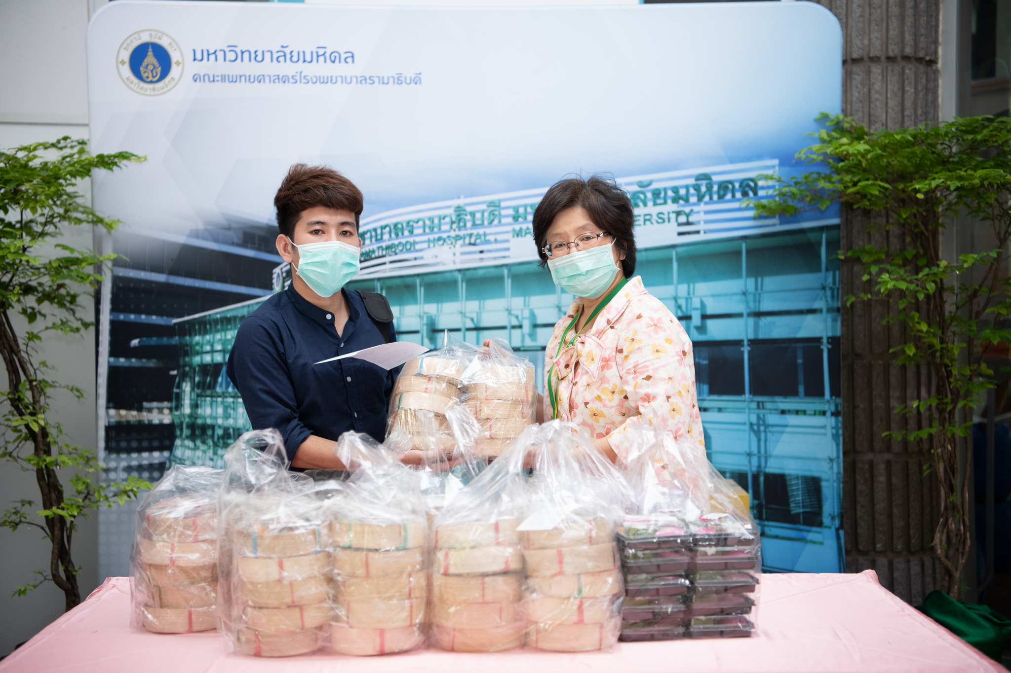 ผู้มอบพลังน้ำใจ ต้านวิกฤต COVID-19 (ชุดที่ 6)