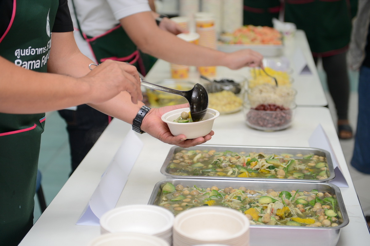 กิจกรรมเชิญชิมอาหารในโครงการ ลดหวาน มัน เค็ม เพื่อสุขภาพ
