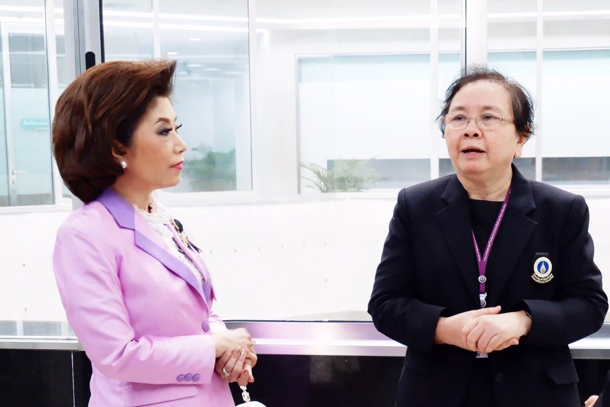 รับมอบเต้านมเทียม รับมอบเต้านมเทียม