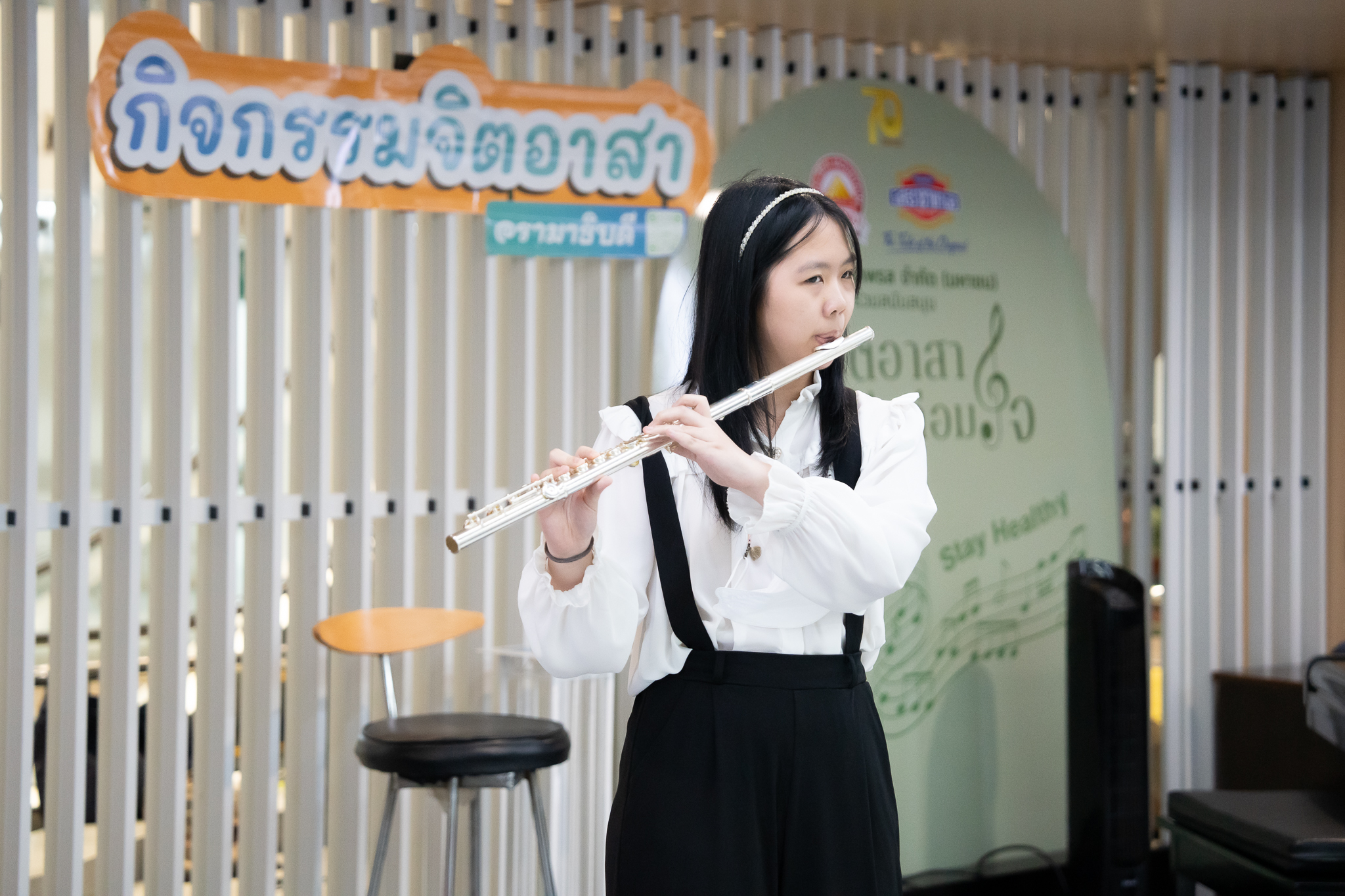 กลุ่มเด็กและเยาวชนจากโครงการ (ฝึก) ซ้อมเพื่อฝันและแบ่งปัน Kind Heart & Self Smart มอบเงินบริจาคสมทบทุนมูลนิธิรามาธิบดีฯ กลุ่มเด็กและเยาวชนจากโครงการ (ฝึก) ซ้อมเพื่อฝันและแบ่งปัน Kind Heart & Self Smart มอบเงินบริจาคสมทบทุนมูลนิธิรามาธิบดีฯ