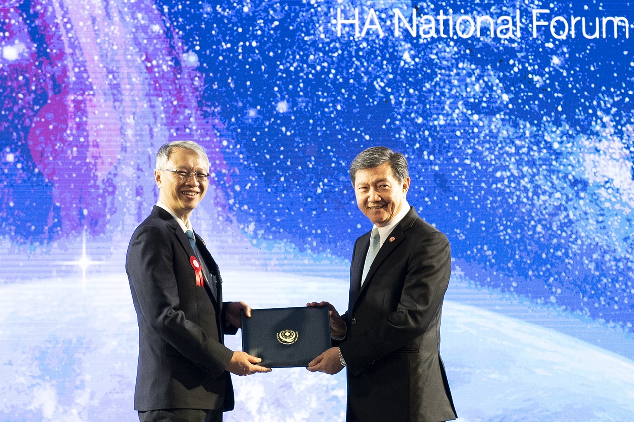 คณะฯ ได้รับประกาศนียบัตรสถานพยาบาลผ่านการรับรองมาตรฐานเฉพาะโรค DSC ตับ, DSC ไต และDSC ปลูกถ่ายไขกระดูก 