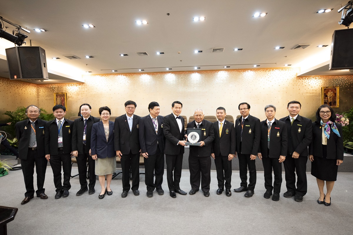 คณะนักศึกษาหลักสูตรประกาศนียบัตรธรรมาภิบาลทางการแพทย์สำหรับผู้บริหารระดับสูง รุ่นที่ 7 (ปธพ.) ศึกษาดูงานคณะแพทยศาสตร์โรงพยาบาลรามาธิบดี คณะนักศึกษาหลักสูตรประกาศนียบัตรธรรมาภิบาลทางการแพทย์สำหรับผู้บริหารระดับสูง รุ่นที่ 7 (ปธพ.) ศึกษาดูงานคณะแพทยศาสตร์โรงพยาบาลรามาธิบดี