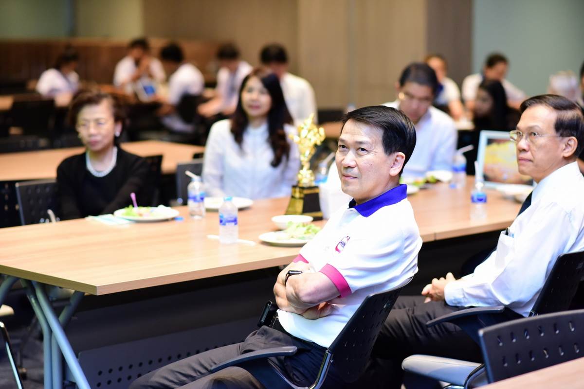 ประกวดเว็บไซต์รามาธิบดี รอบชิงชนะเลิศ งานแสดงความยินดี ในโอกาส “รายการรามาสแควร์” สถานีโทรทัศน์ RAMA CHANNEL ได้รับรางวัล พิฆเนศวร ประจำปี 2560