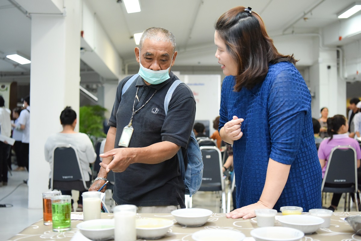 โครงการให้ความรู้แก่ประชาชน เรื่อง ประชาชนยุคใหม่ใส่ใจการกลืน เพราะการกลืนไม่ใช่เรื่องกล้วย