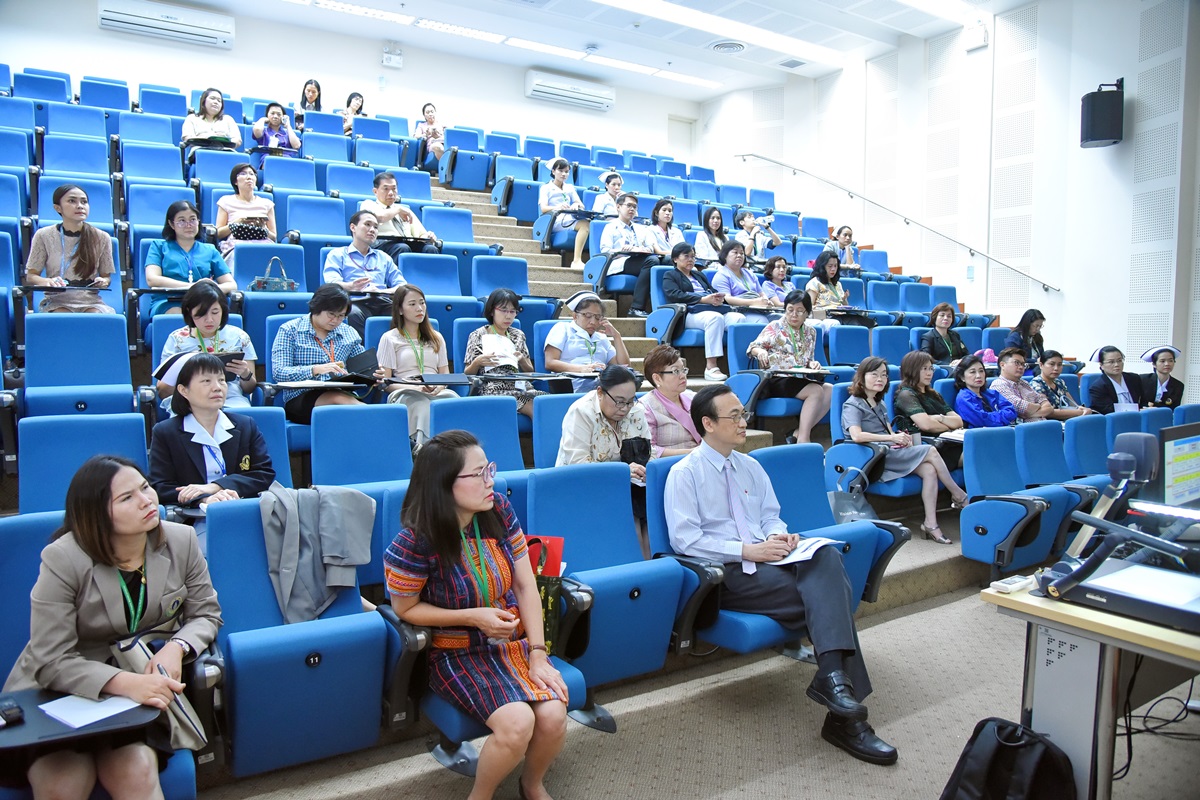 ทำบุญเดือนเกิดบุคลากร ประจำเดือนตุลาคม