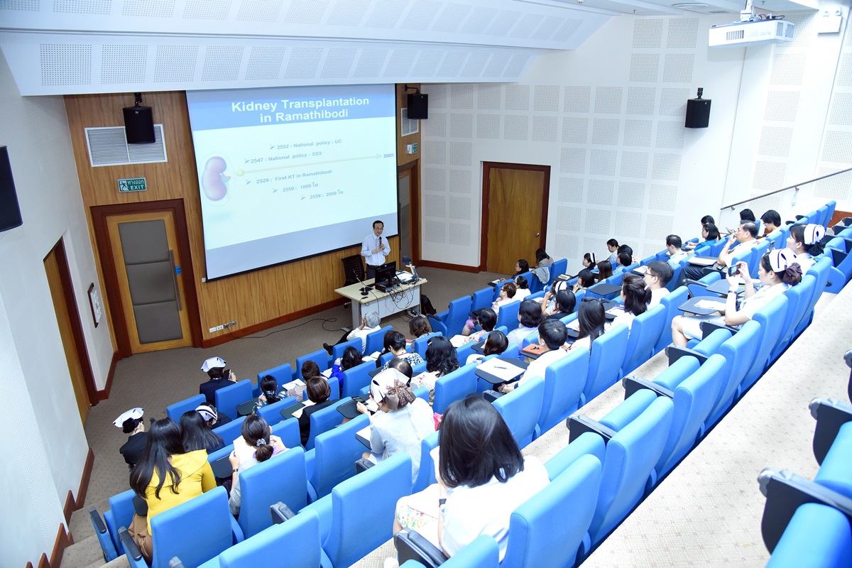 ทำบุญเดือนเกิดบุคลากร ประจำเดือนตุลาคม