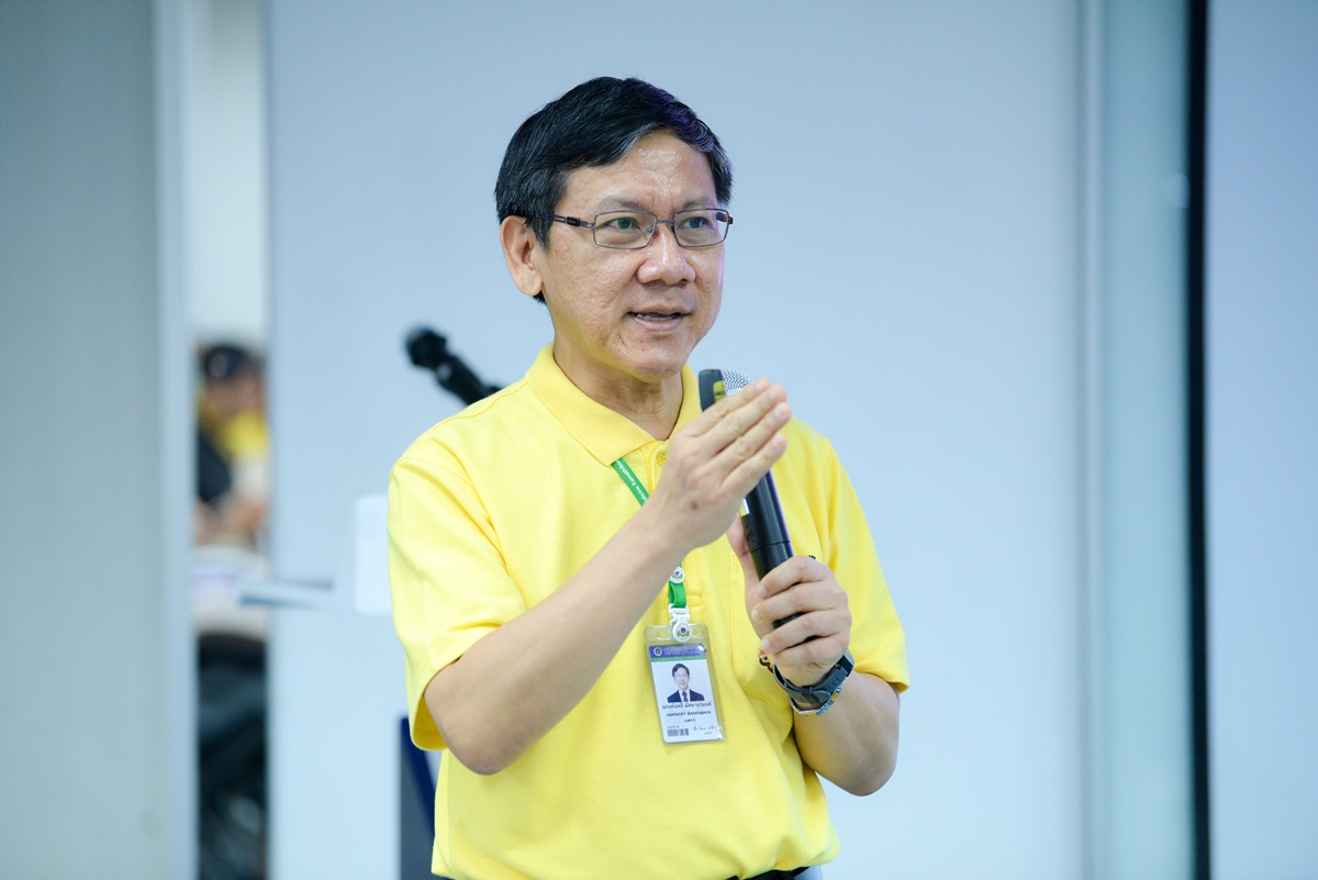  ประชุมชี้แจงแนวทางการพัฒนาเว็บไซต์