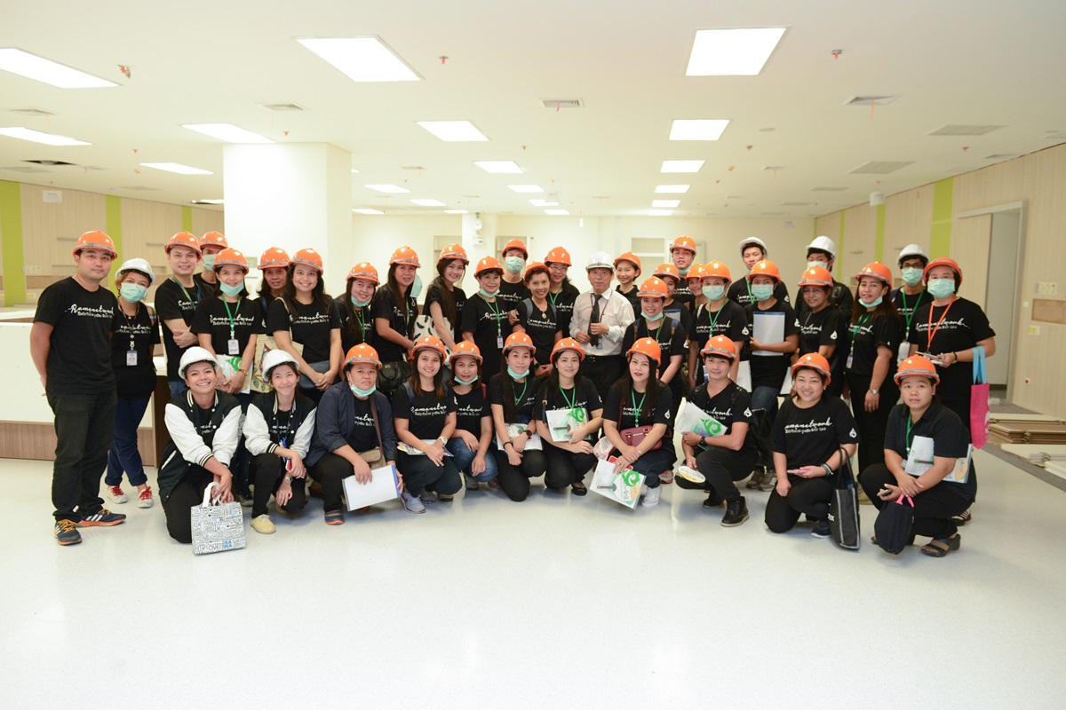 งานสื่อสารองค์กรเยี่ยมชมสถาบันการแพทย์จักรีนฤบดินทร์