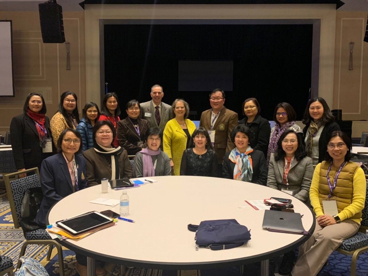 ฝ่ายการพยาบาล โรงพยาบาลรามาธิบดี จัดพิธีบายศรีสู่ขวัญสู่รั้วรามาธิบดี 