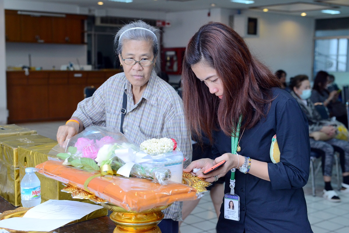 ศูนย์การแพทย์สมเด็จพระเทพรัตน์ จัดพิธีถวายพระพรเนื่องในโอกาสเฉลิมพระชนมพรรษา สมเด็จพระนางเจ้าสิริกิติ์ พระบรมราชินีนาถ ในรัชกาลที่ 9 ศูนย์การแพทย์สมเด็จพระเทพรัตน์ จัดพิธีถวายพระพรเนื่องในโอกาสเฉลิมพระชนมพรรษา สมเด็จพระนางเจ้าสิริกิติ์ พระบรมราชินีนาถ ในรัชกาลที่ 9