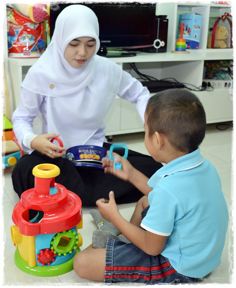 การอบรมเชิงปฏิบัติการ เรื่อง หลักสูตรการพัฒนาผู้จัดการด้านงานอนามัยโรงเรียนในชุมชน (School Health Manager Training Program in Community) การอบรมเชิงปฏิบัติการ เรื่อง หลักสูตรการพัฒนาผู้จัดการด้านงานอนามัยโรงเรียนในชุมชน (School Health Manager Training Program in Community)