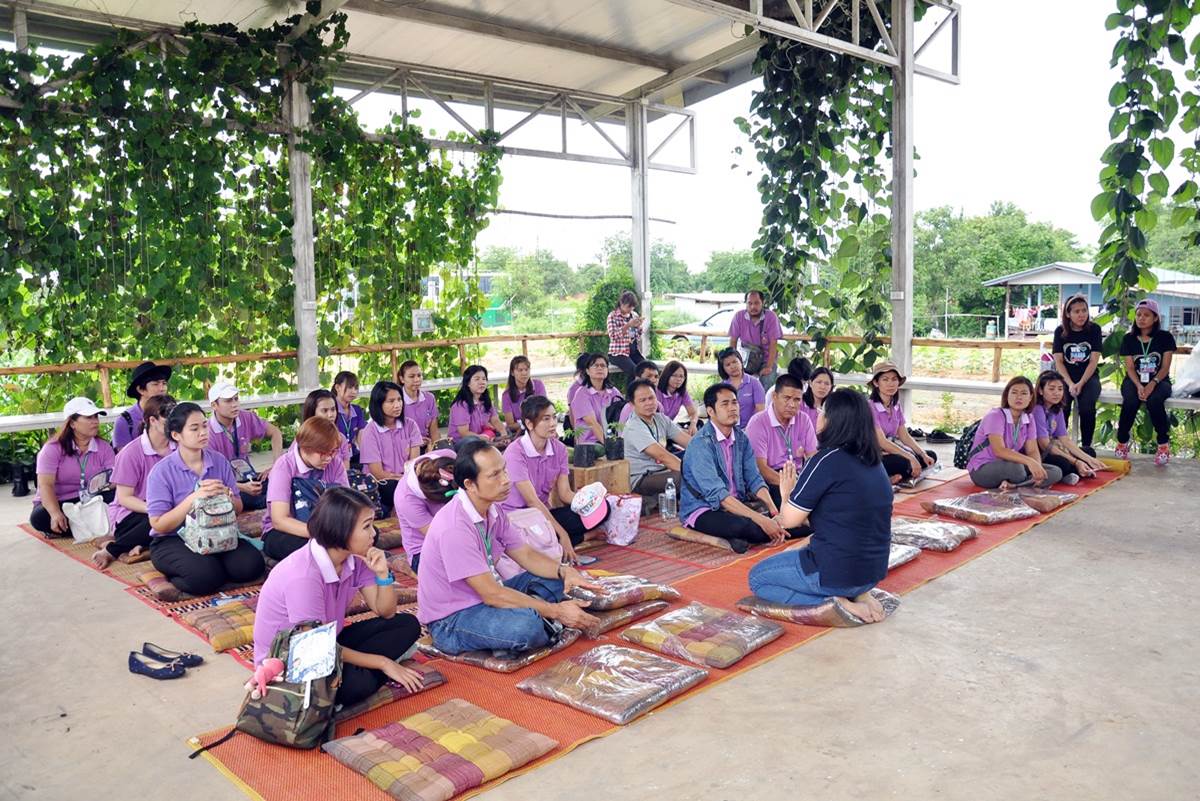 เยี่ยมชมโครงการฟาร์มสร้างสุข
