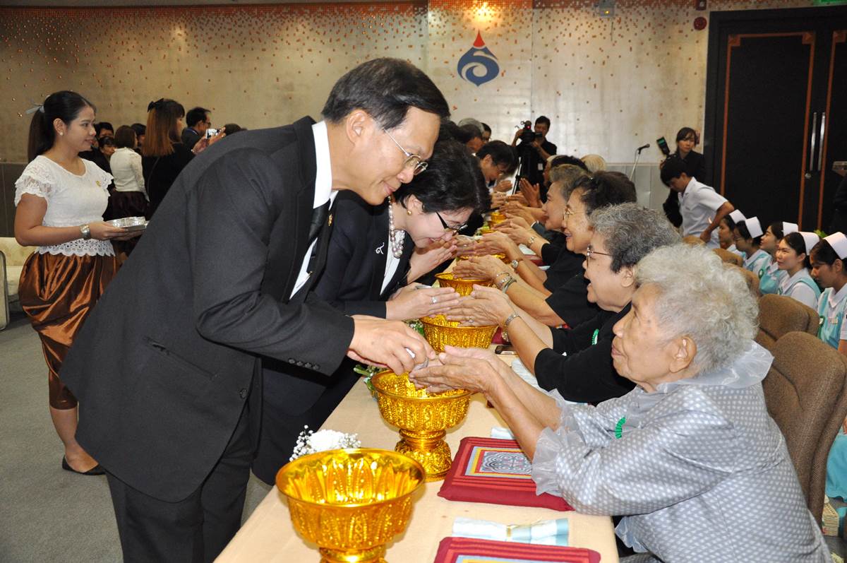 งานมุทิตาจิต อาจารย์ บุคลากรอาวุโส และพิธีมอบรางวัลบุคลากรดีเด่น