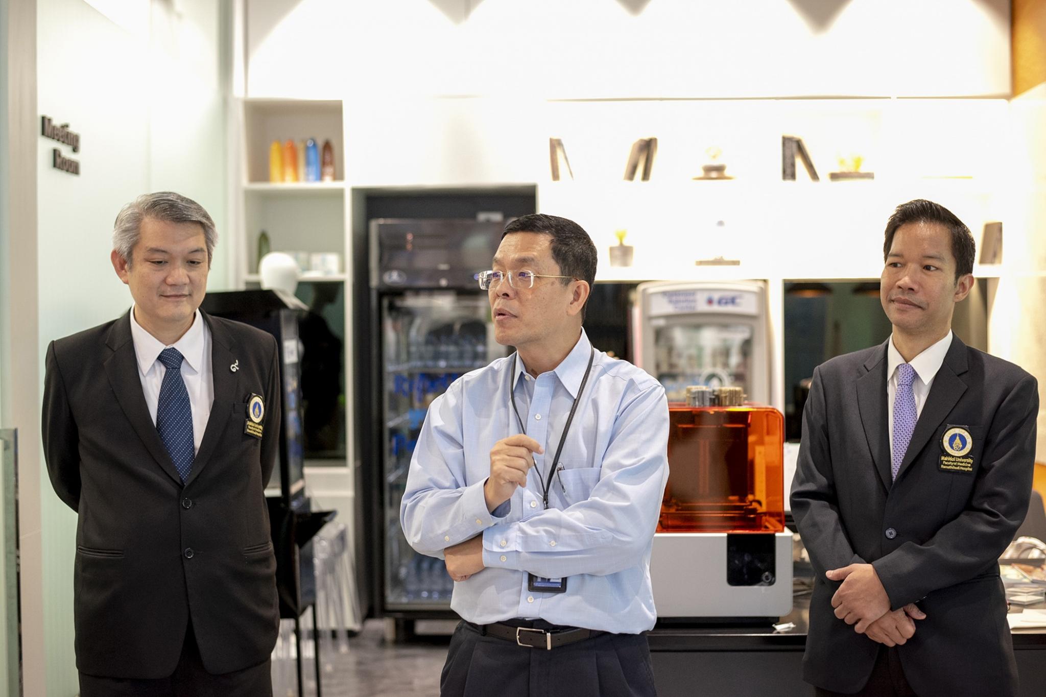 ศูนย์พัฒนานวัตกรรมทางการแพทย์ ศึกษาดูงานและแลกเปลี่ยนเรียนรู้ด้านการพัฒนาผลิตภัณฑ์นวัตกรรมพลาสติกทางการแพทย์ บริษัท พีทีที โกลบอล เคมิคอล จำกัด (มหาชน)