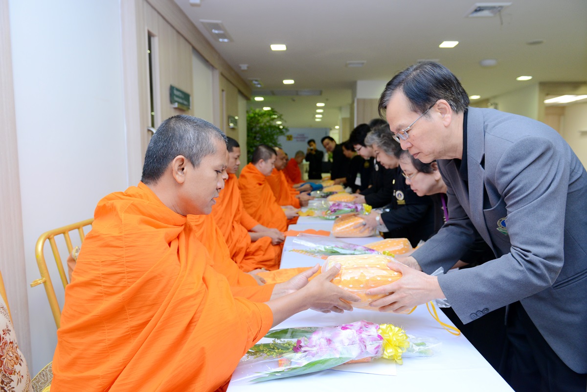 พิธีเปิดหน่วยตรวจผู้ป่วยนอกโรคมะเร็ง