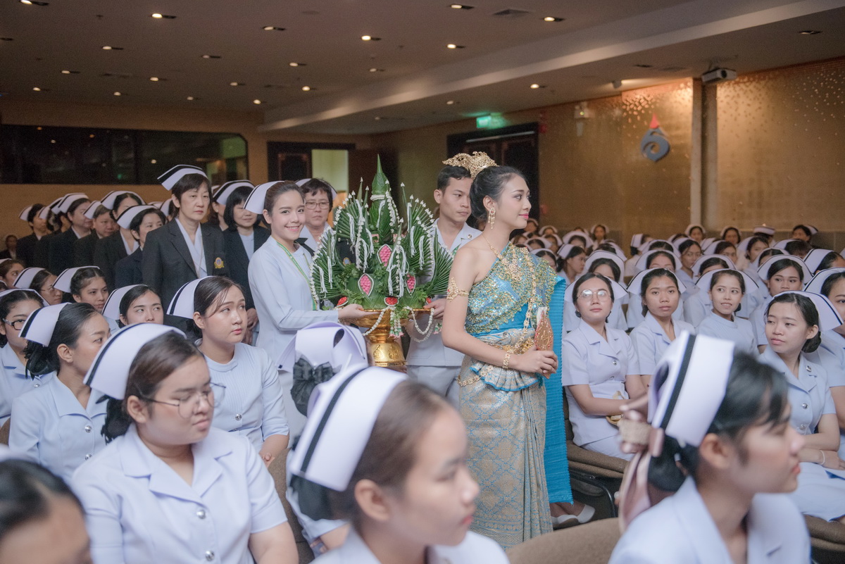ฝ่ายการพยาบาลจัดพิธีบายศรีสู่ขวัญสู่รั้วรามาธิบดี ฝ่ายการพยาบาลจัดพิธีบายศรีสู่ขวัญสู่รั้วรามาธิบดี