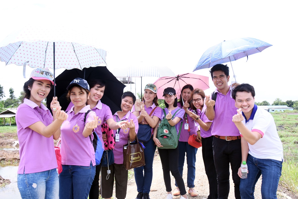 เยี่ยมชมโครงการฟาร์มสร้างสุข