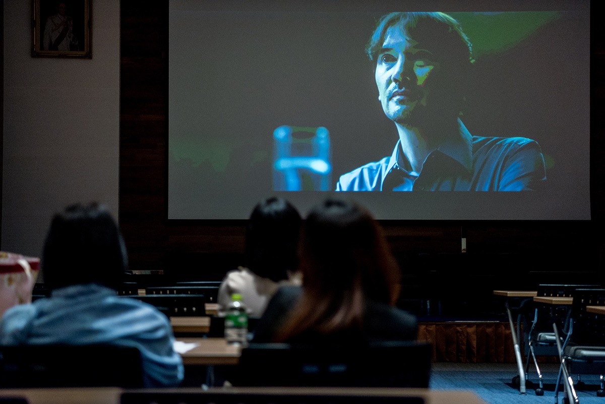 กิจกรรม Chillax talk series: 9 นาที กับ Viral แห่งปี The Ingredient: มื้อพิ(ษ)เศษ