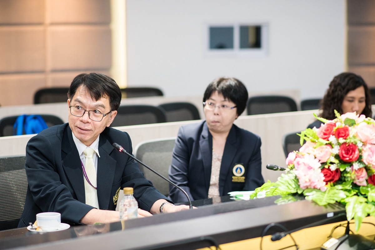 สหพันธ์สาธารณรัฐประชาธิปไตยเนปาลเข้าเยี่ยมชม สหพันธ์สาธารณรัฐประชาธิปไตยเนปาลเข้าเยี่ยมชม