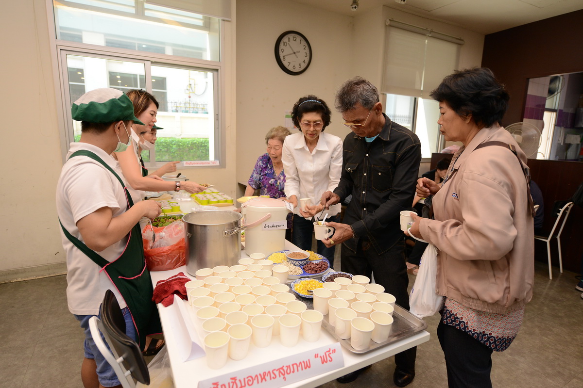 กิจกรรมเชิญชิมอาหารในโครงการ ลดหวาน มัน เค็ม เพื่อสุขภาพ