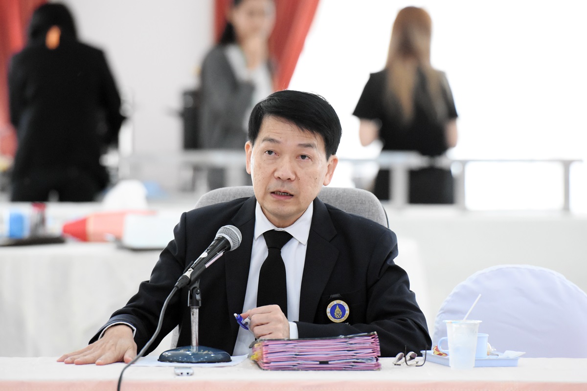 ประชุมคณะกรรมการประจำคณะฯ ครั้งที่ 1/2560 