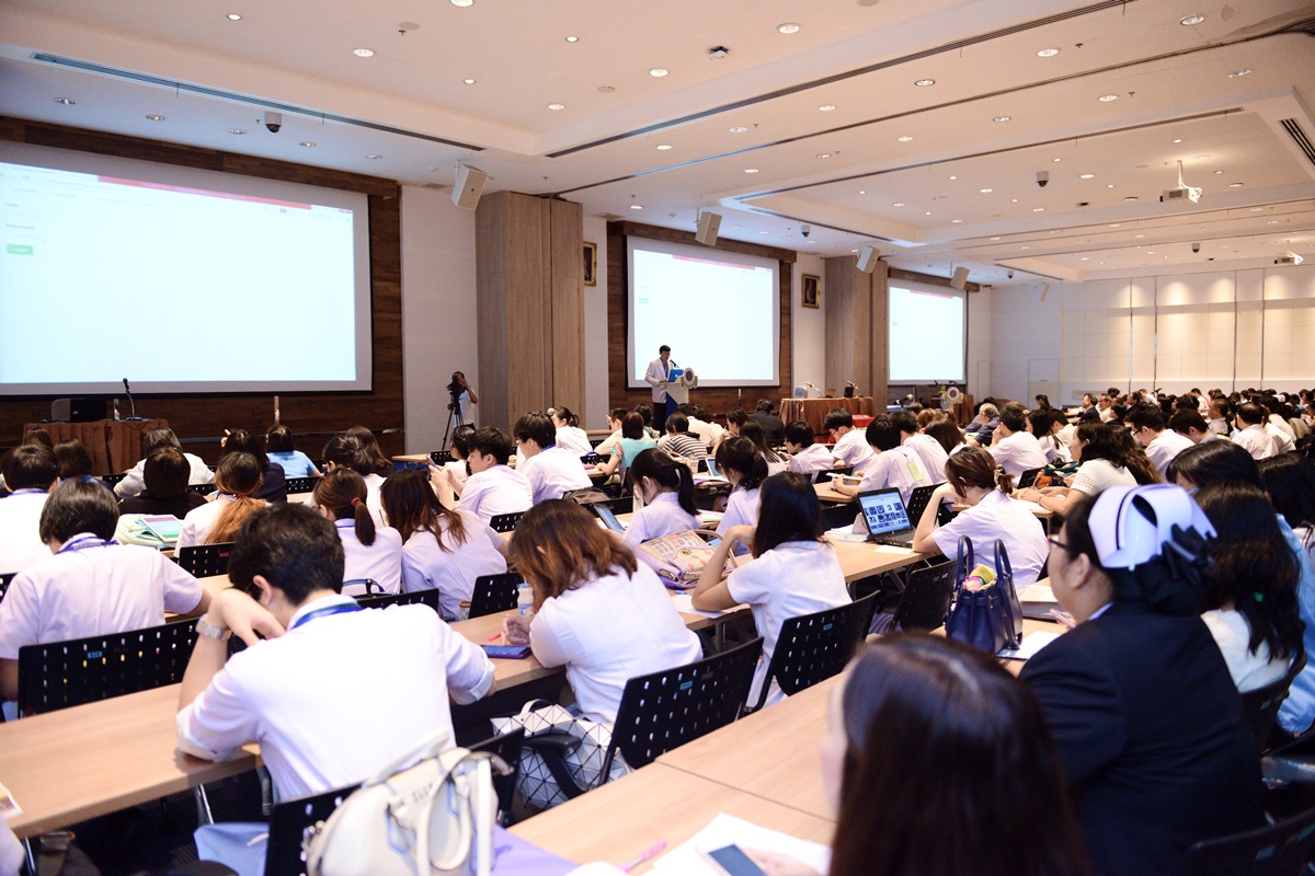 50 ปีทอง สูติ-นรีเวช รามาธิบดี