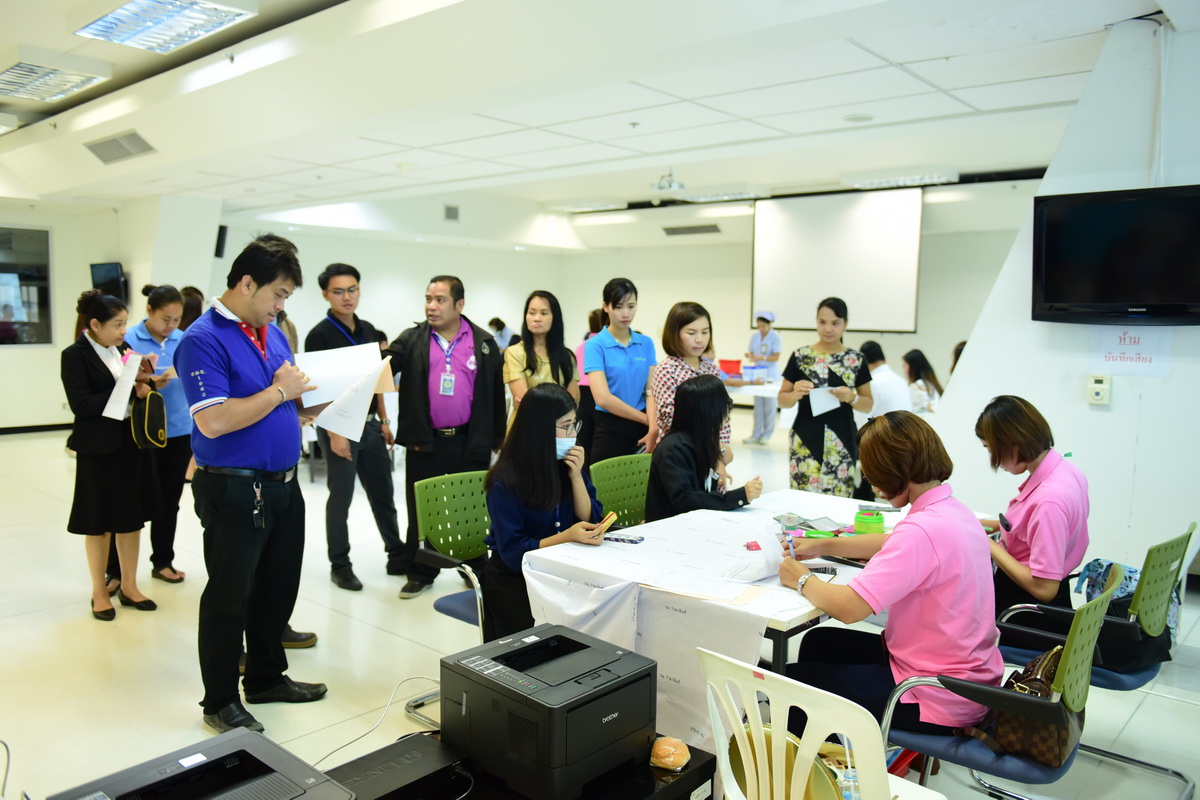 ศูนย์สุขภาพแนวหน้ารามาธิบดีจัดกิจกรรมตรวจสุขภาพประจำปีนอกสถานที่